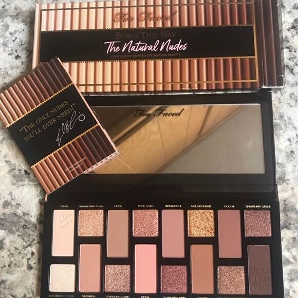 BRAND NEW Two Faced Born This Way Natural Nudes Eyeshadow - Picture 2 of 8